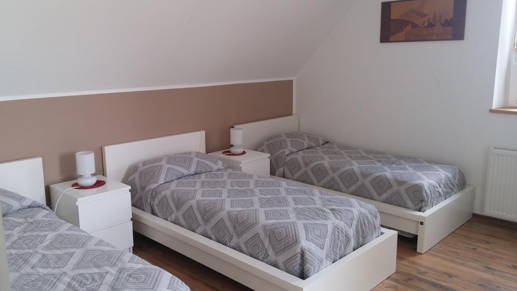 Hunters House Kft Bed And BreakfastToltestava エクステリア 写真